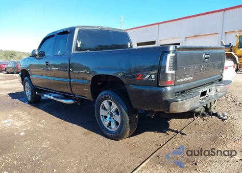 2003 Chevrolet Silverado 1500 Ls z USA, uszkodzony, nr VIN 1GCEK19T93Z144455